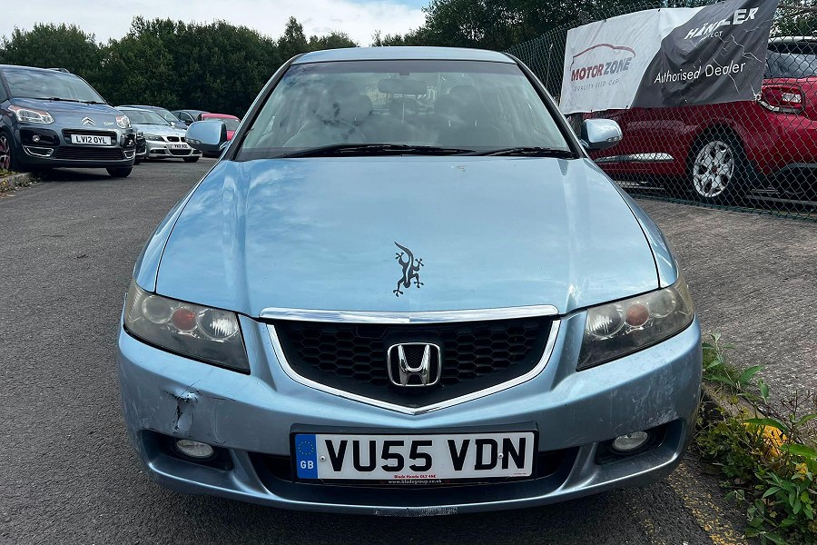 2005 Honda Accord photo 2