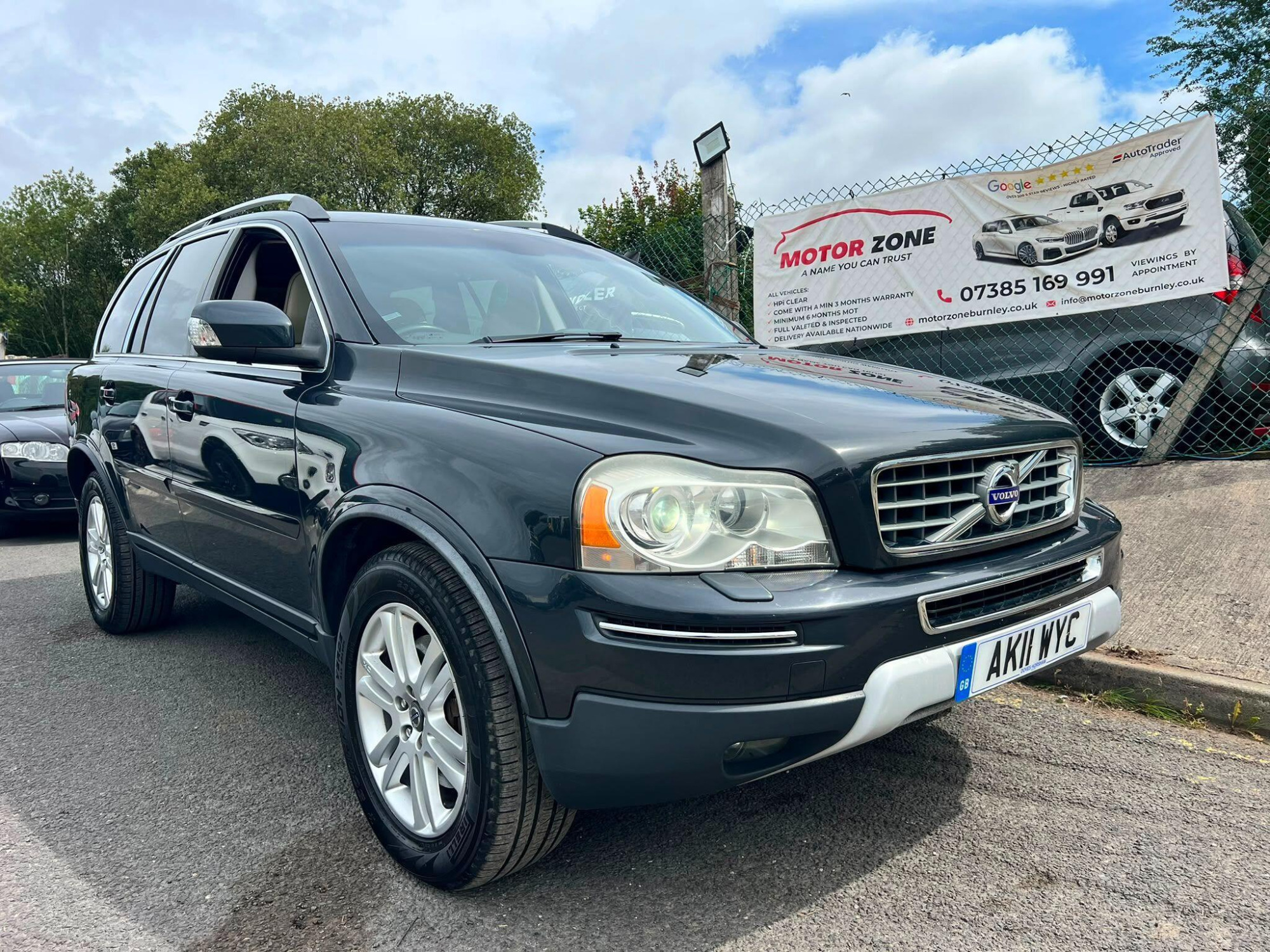 2011 Volvo XC90 2.4 D5 SE Lux Geartronic AWD 5dr for sale at Motor Zone Burnley