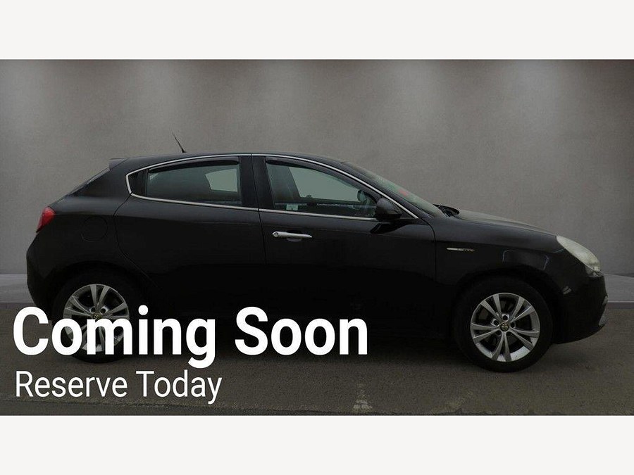 2012 Alfa Romeo Giulietta photo 3