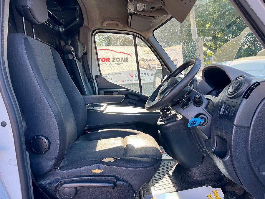 2017 Renault Master photo 12