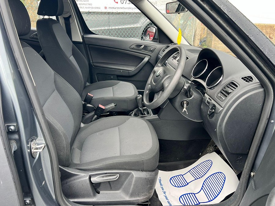 2011 Skoda Yeti photo 13