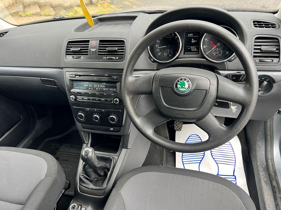 2011 Skoda Yeti photo 11