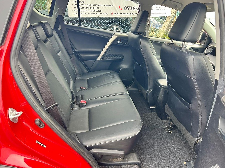 2013 Toyota RAV4 photo 13