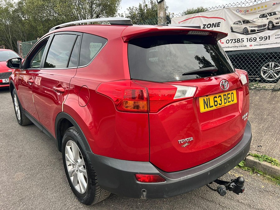 2013 Toyota RAV4 photo 6