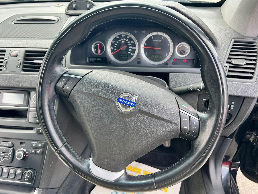 2014 Volvo XC90 photo 9