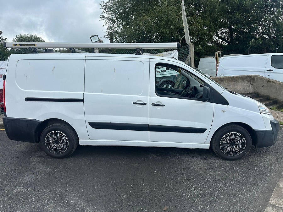 2015 Peugeot Expert photo 9