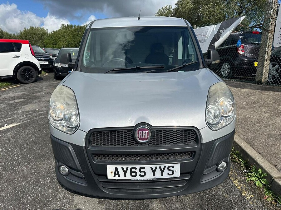 2015 Fiat Doblo photo 3