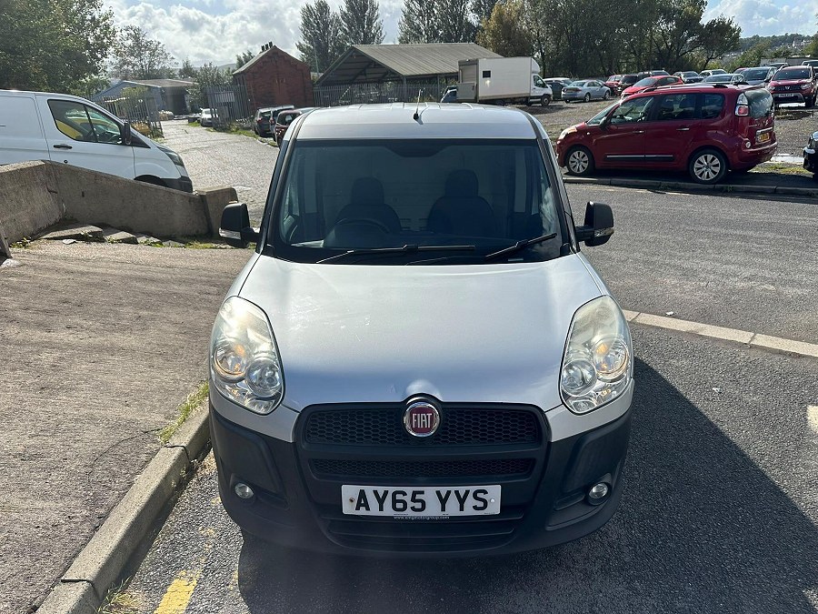 2015 Fiat Doblo photo 12