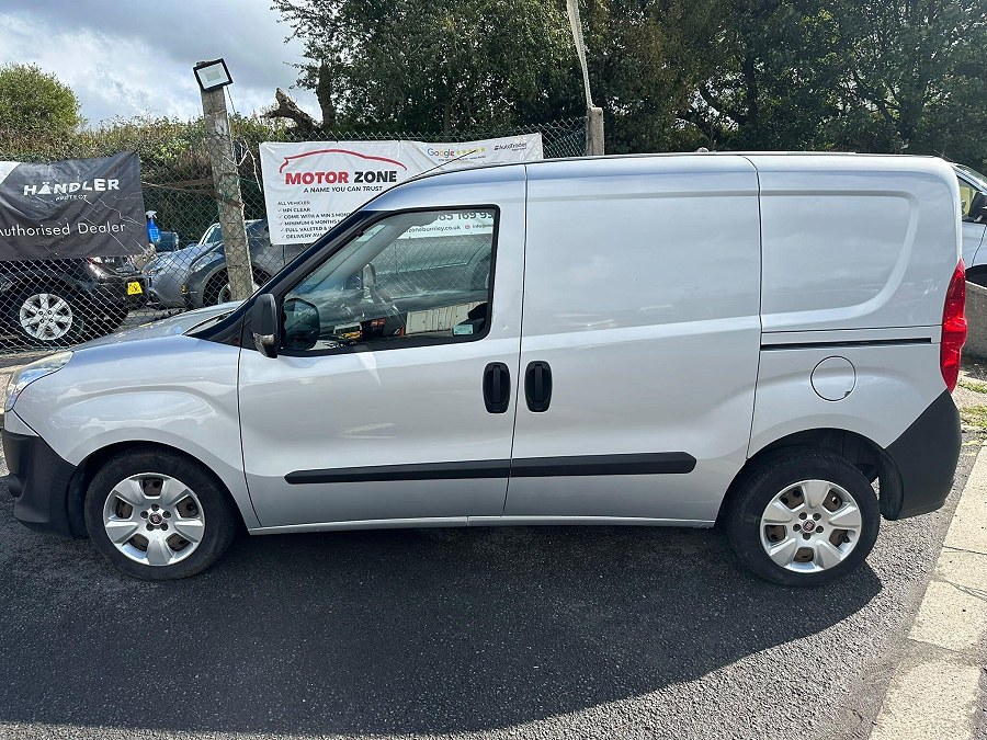 2015 Fiat Doblo photo 10