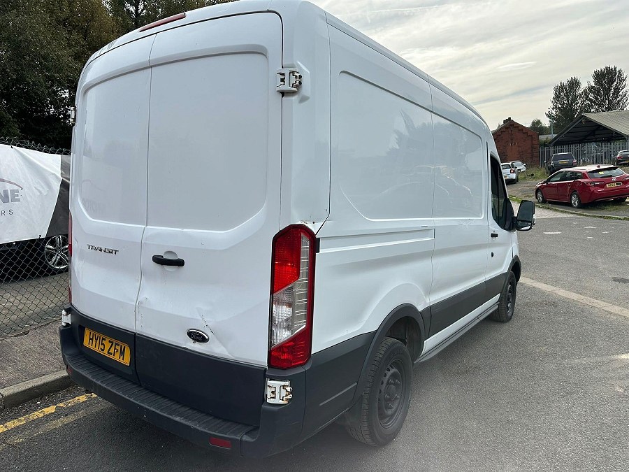 2015 Ford Transit photo 9