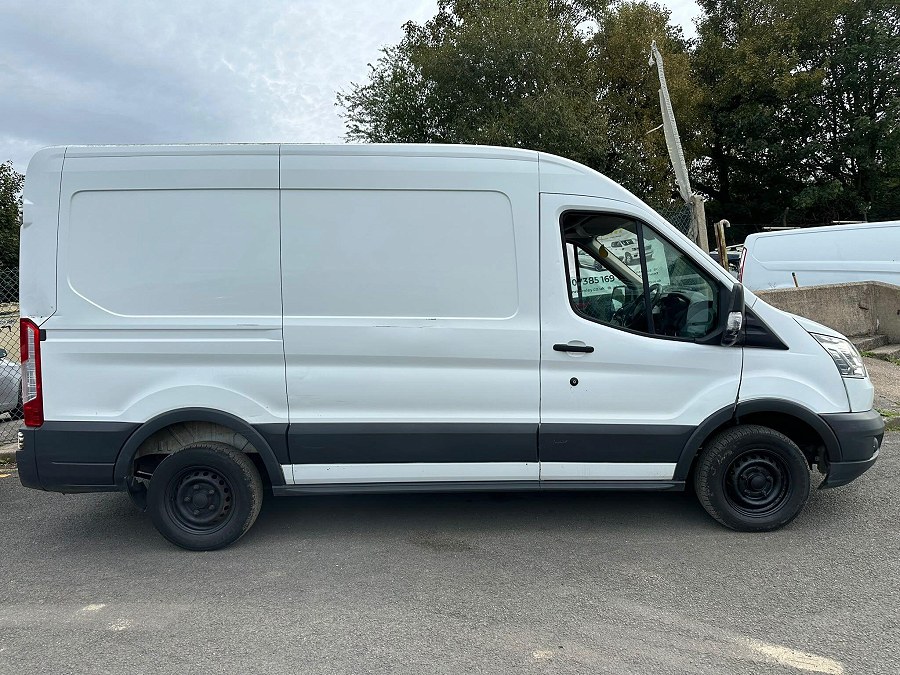 2015 Ford Transit photo 4