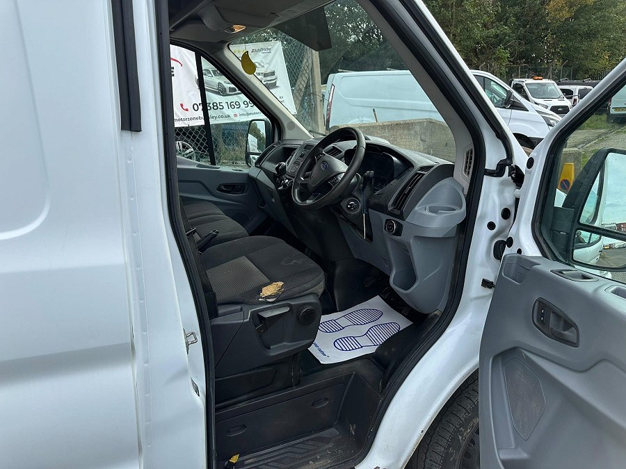 2015 Ford Transit photo 12