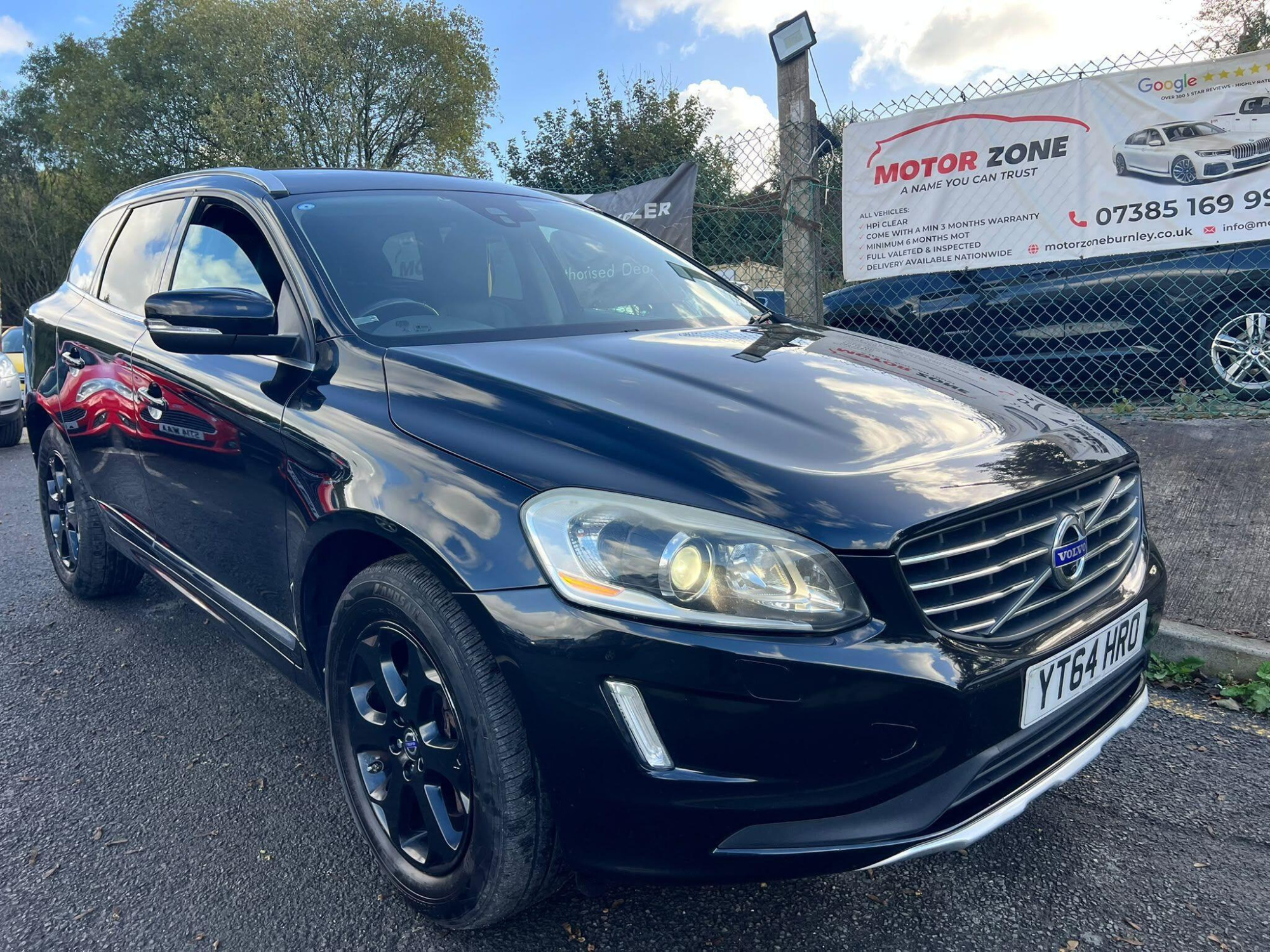 2014 Volvo XC60 2.4 D5 SE Lux Nav Geartronic AWD Euro 5 5dr for sale at Motor Zone Burnley