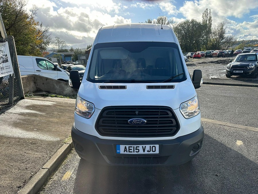 Ford Transit photo 2