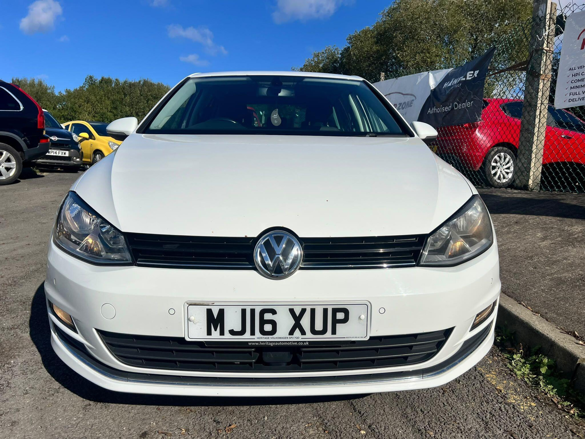 Volkswagen Golf photo 2