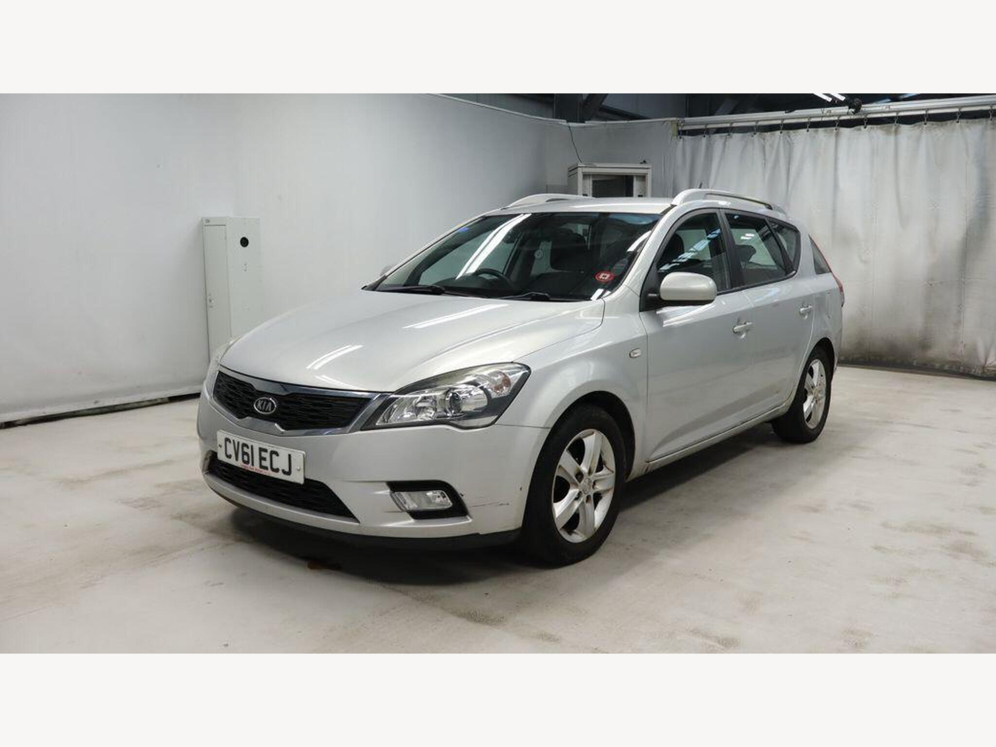 Kia Ceed photo 2