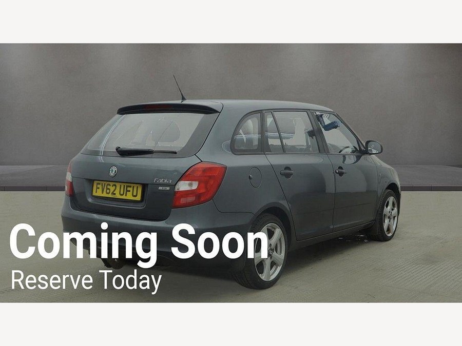 2012 Skoda Fabia photo 4