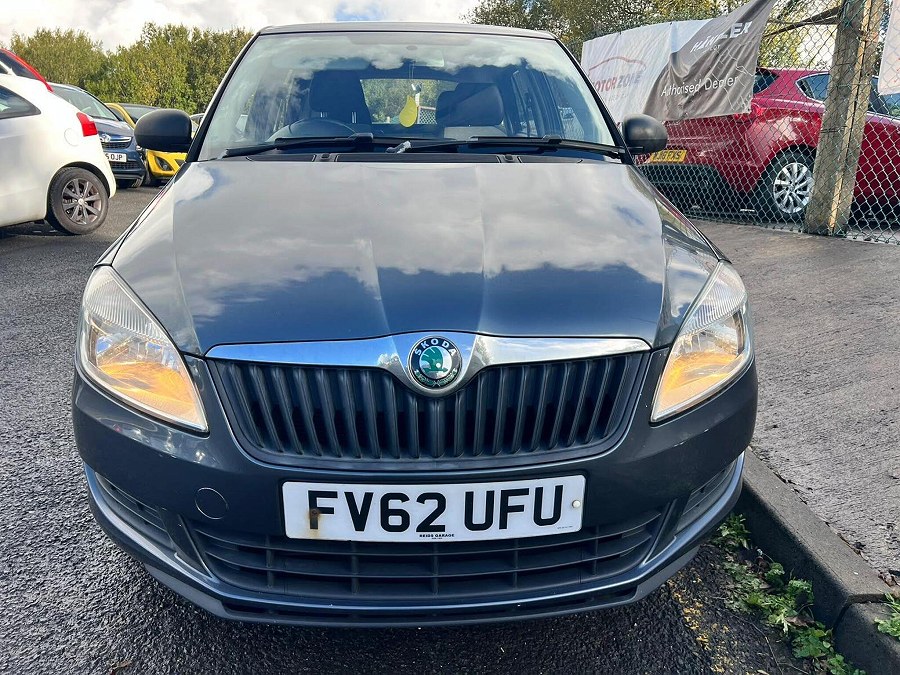 Skoda Fabia photo 2