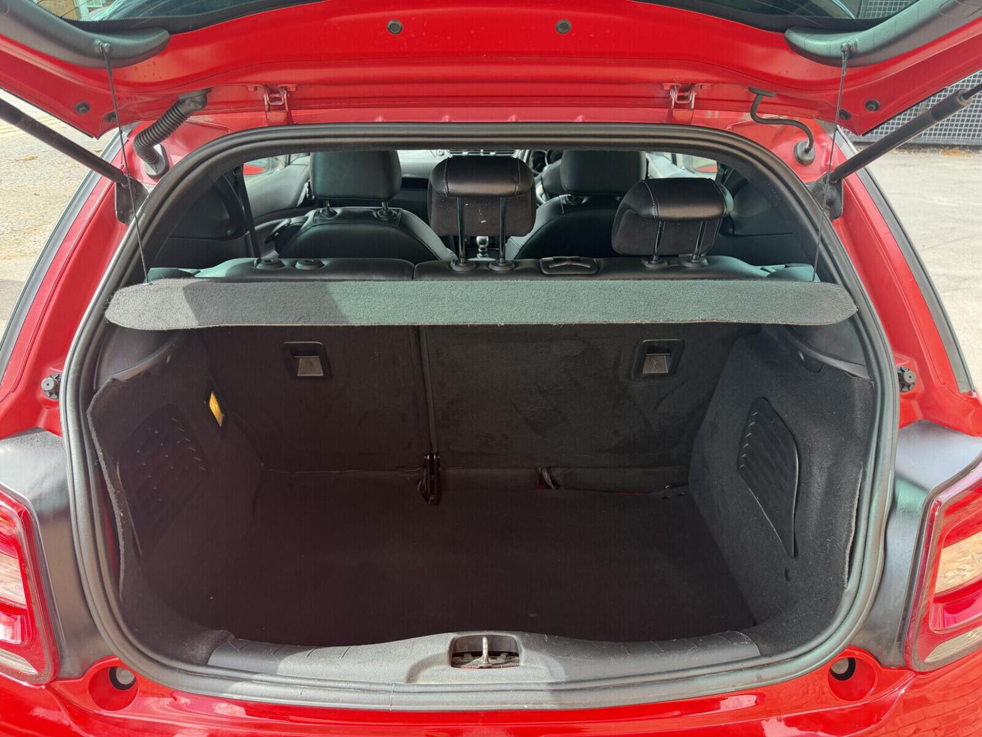 2012 Citroen DS3 image 6