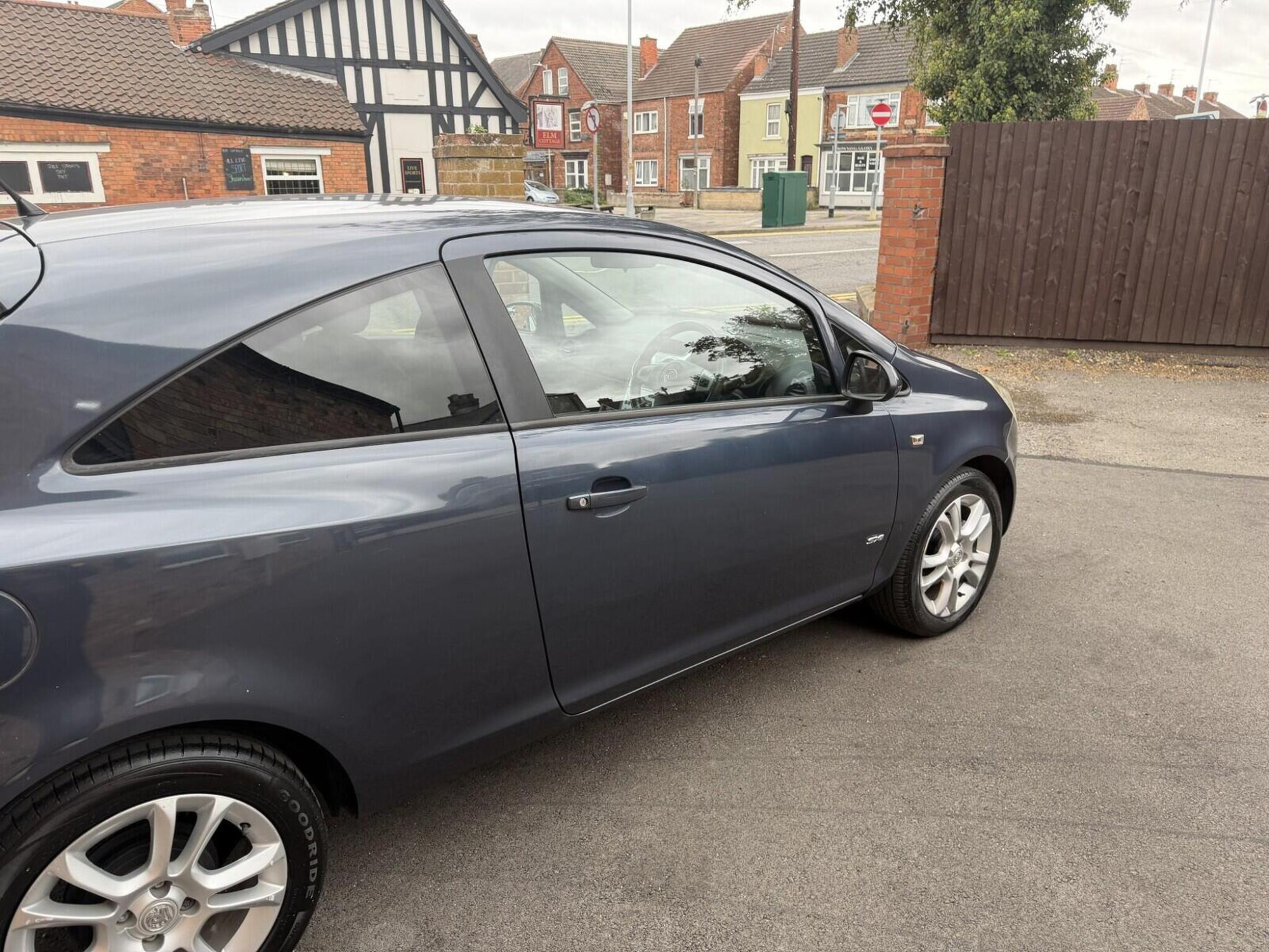 2009 Vauxhall Corsa image 9