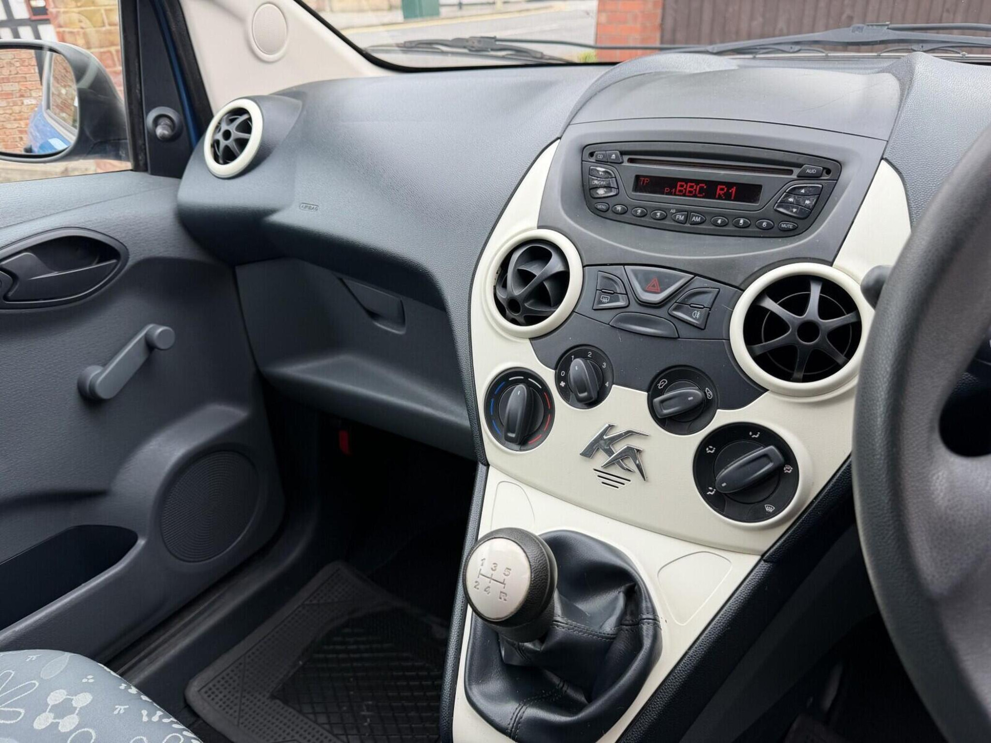 2009 Ford Ka image 12
