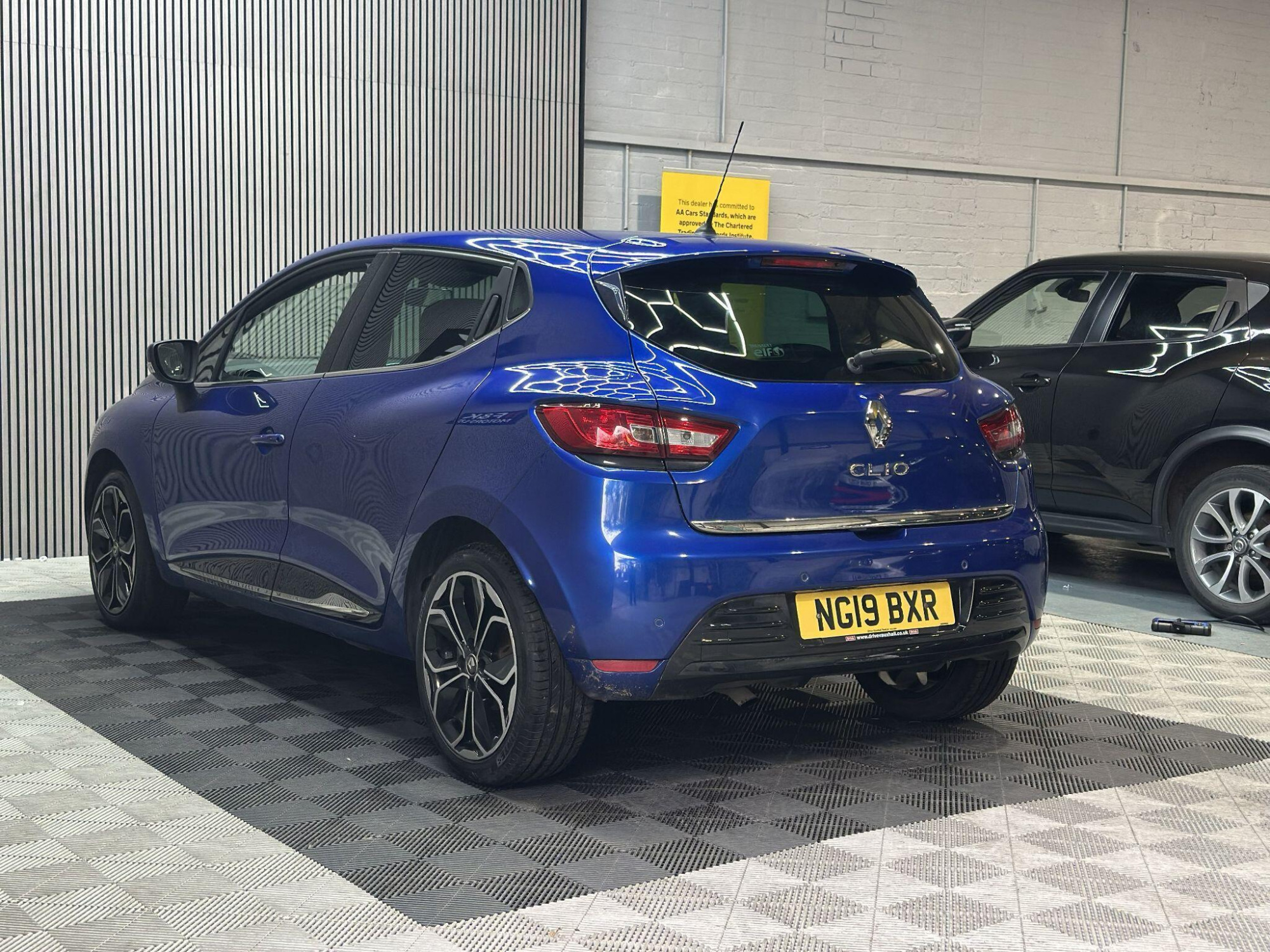 2019 Renault Clio image 6