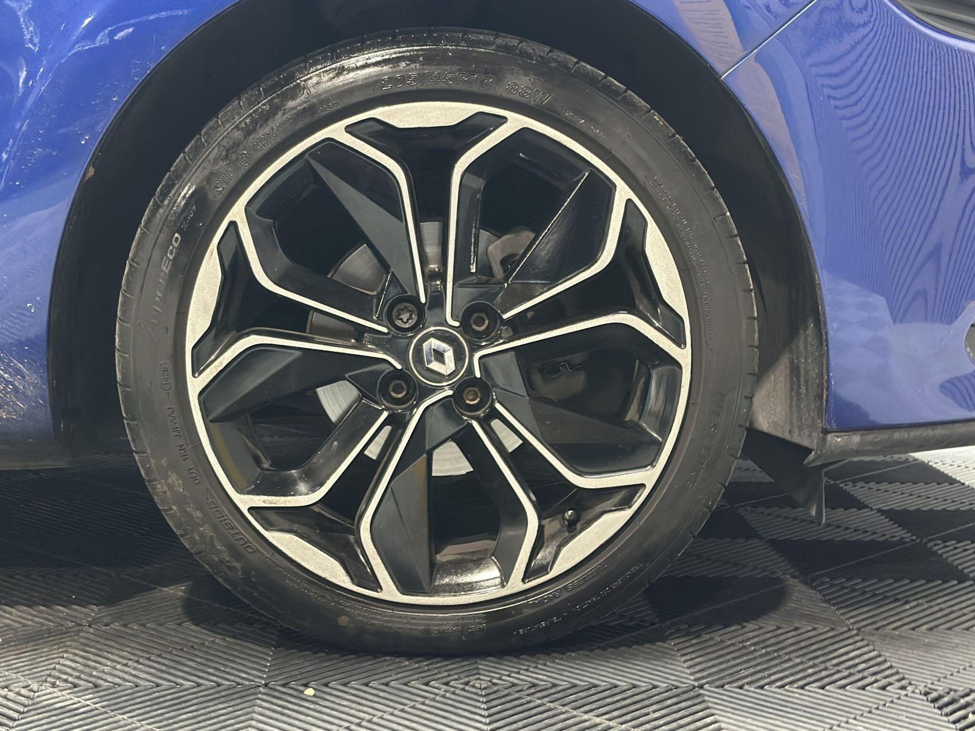 2019 Renault Clio image 8