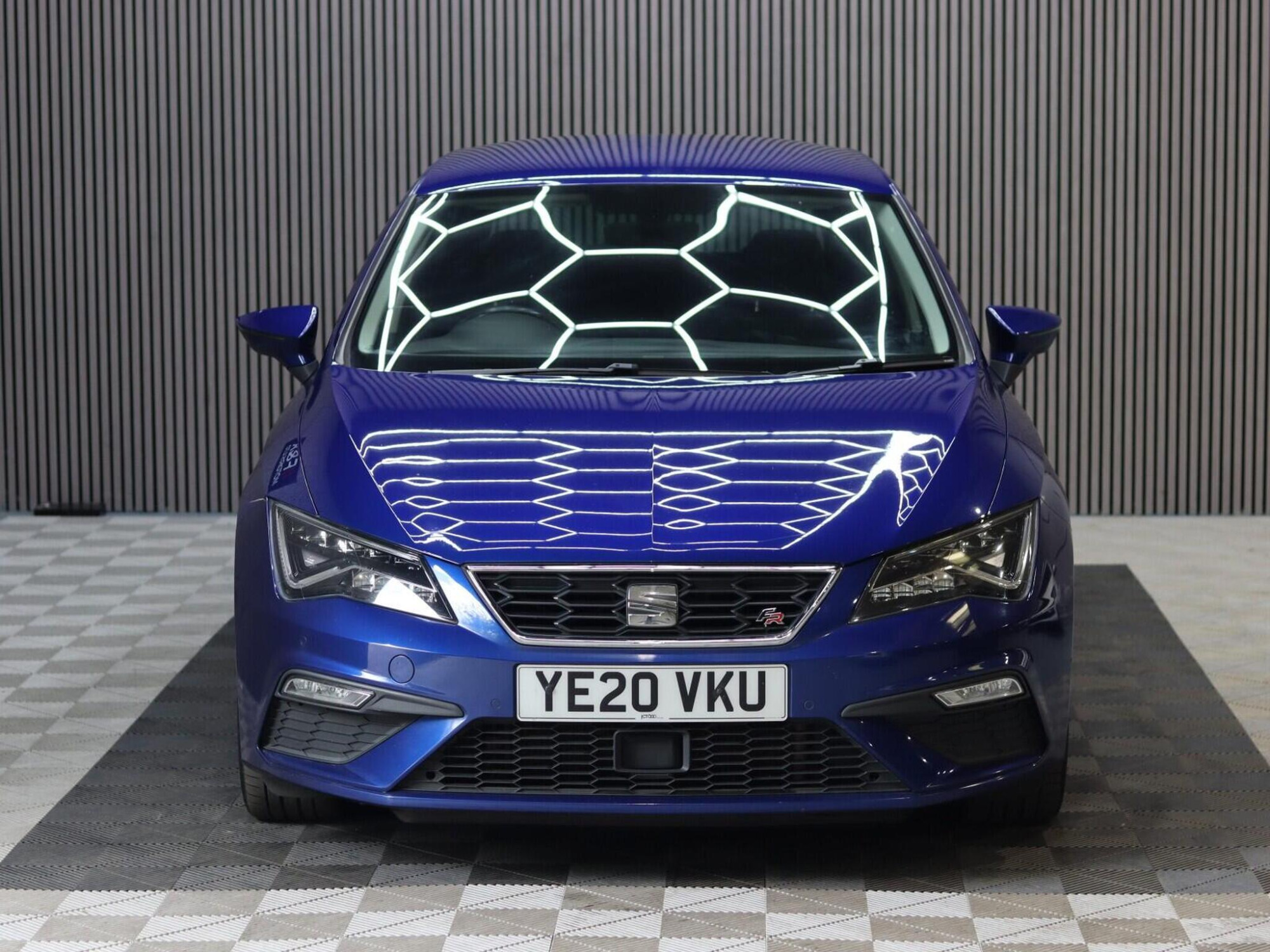 2020 SEAT Leon image 2