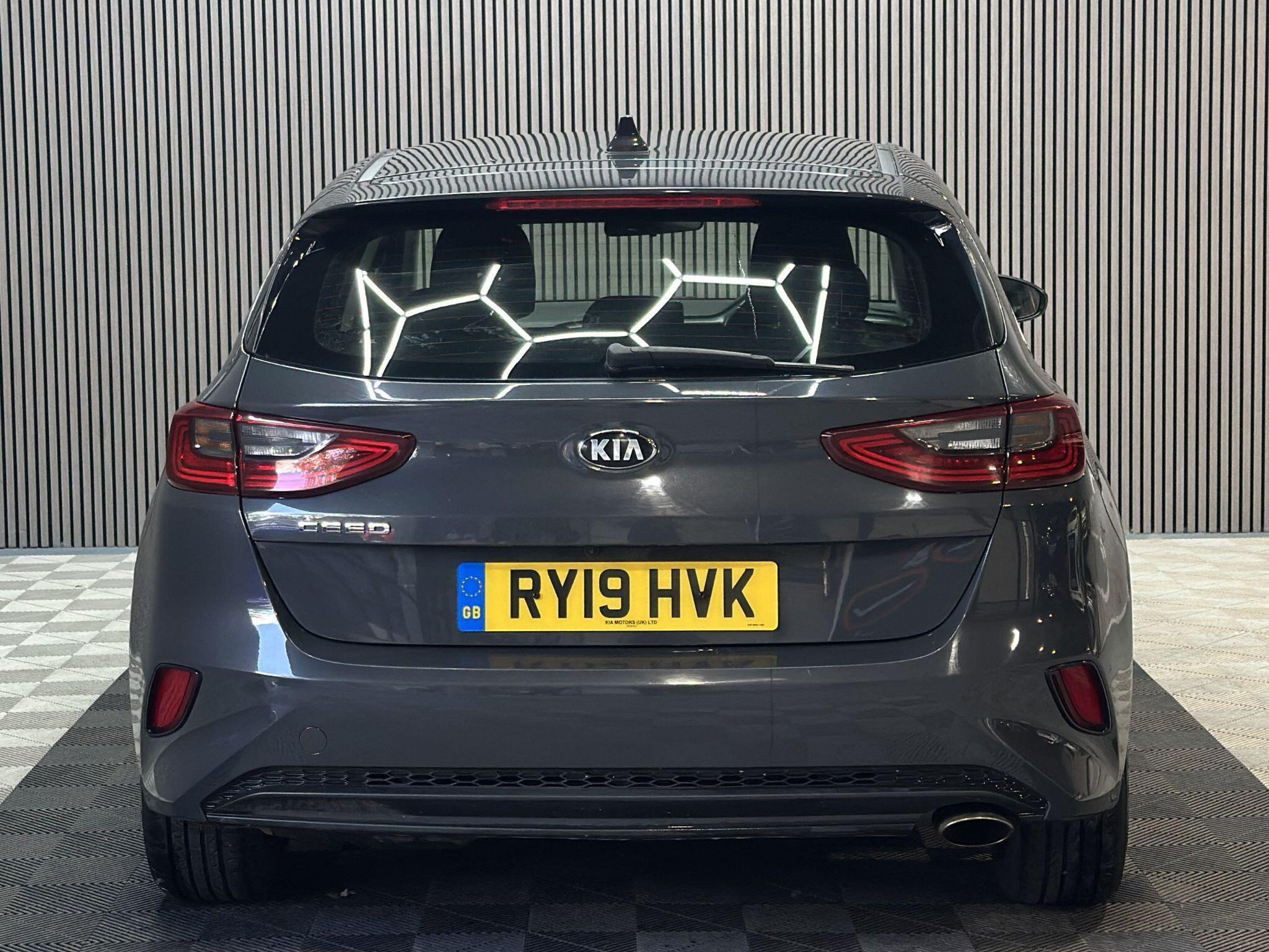 2019 Kia Ceed image 5