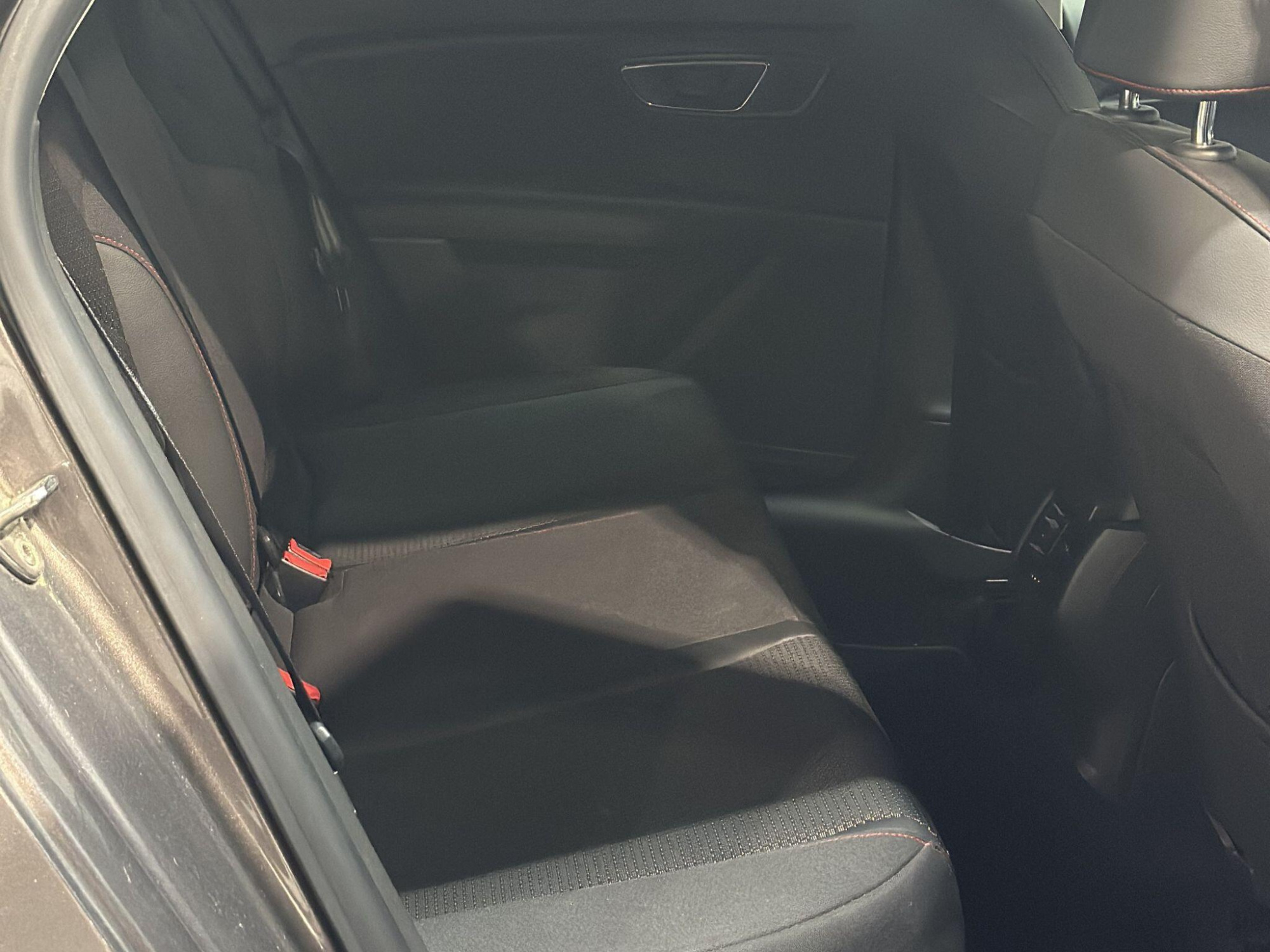 2017 SEAT Leon image 15