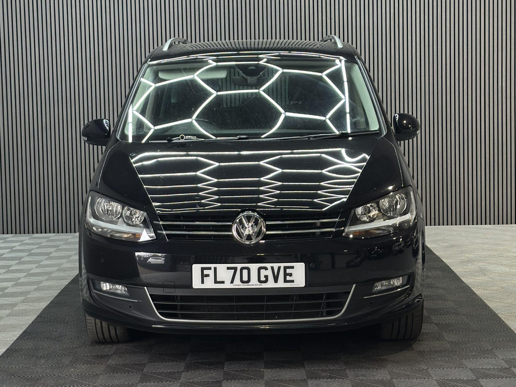2020 Volkswagen Sharan image 2