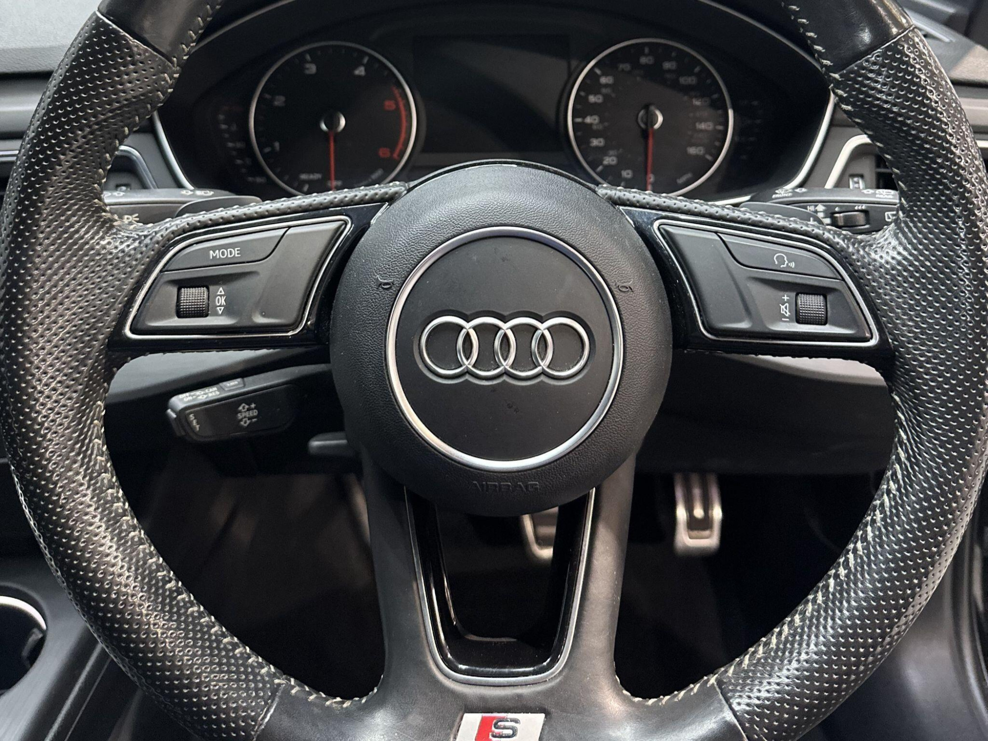 2016 Audi A4 Avant image 9