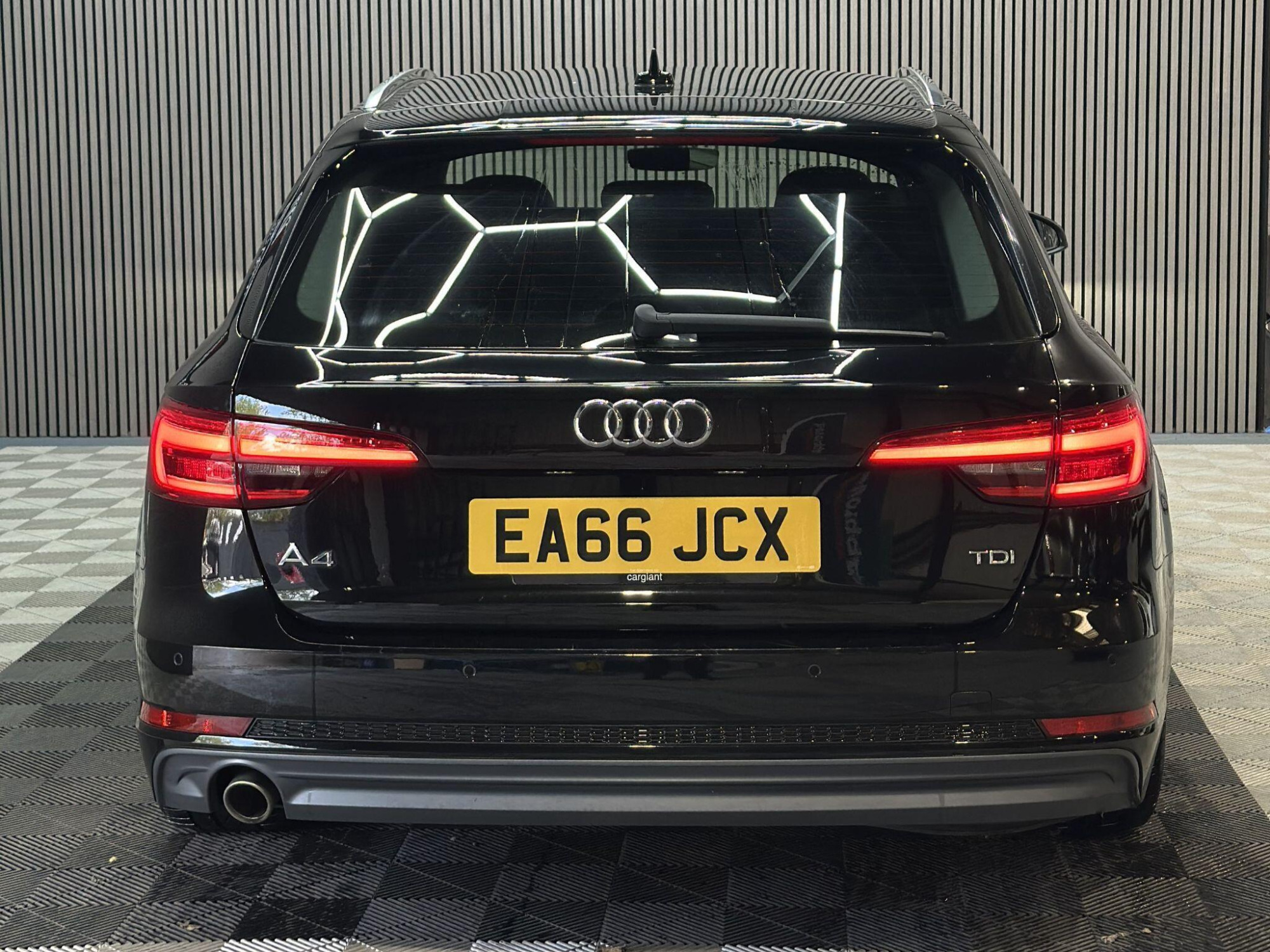 2016 Audi A4 Avant image 5