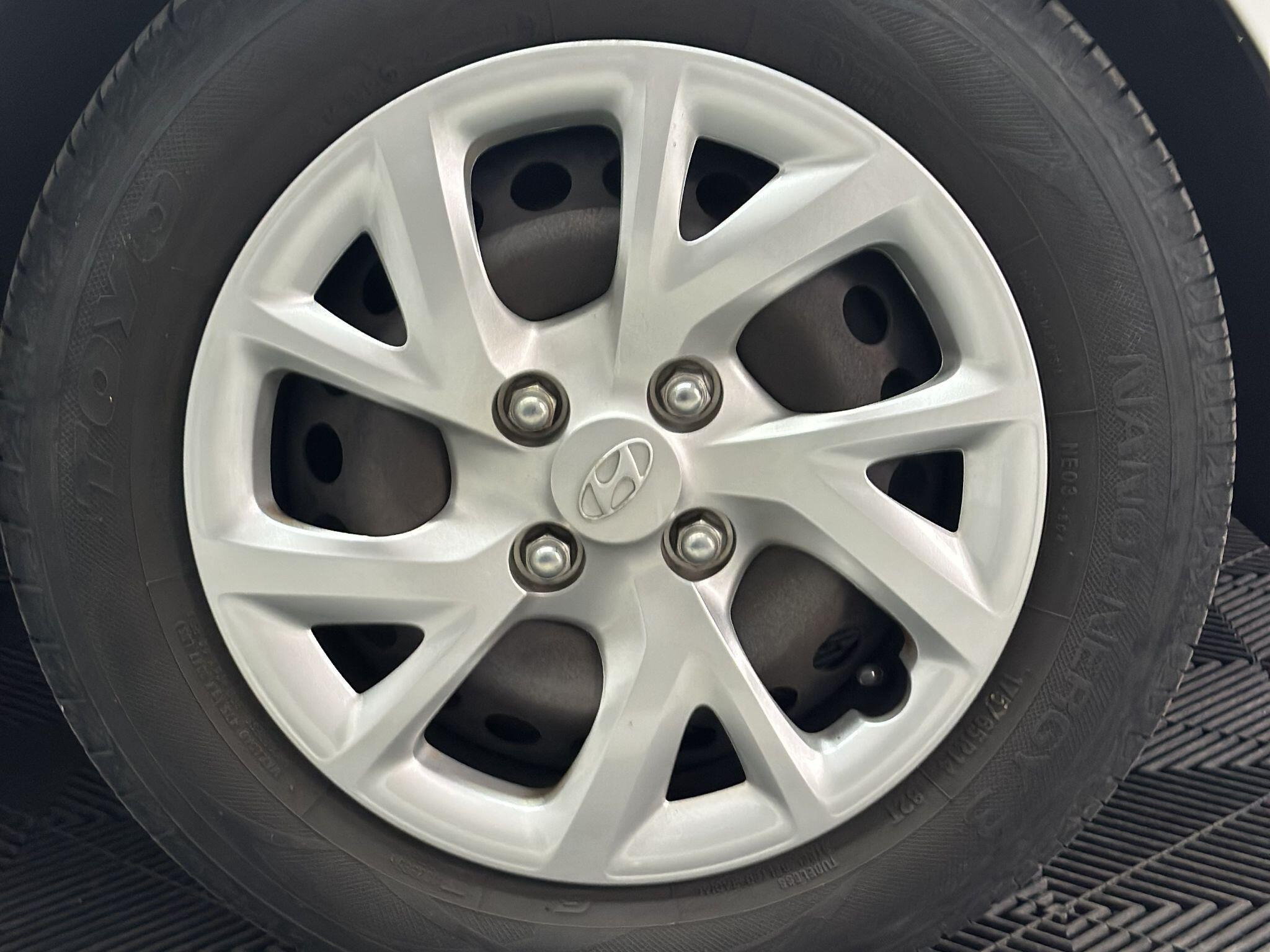 2018 Hyundai i10 image 7