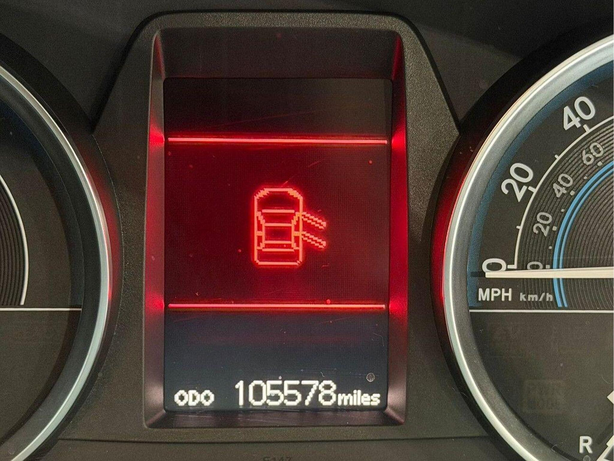 2014 Toyota Auris image 11