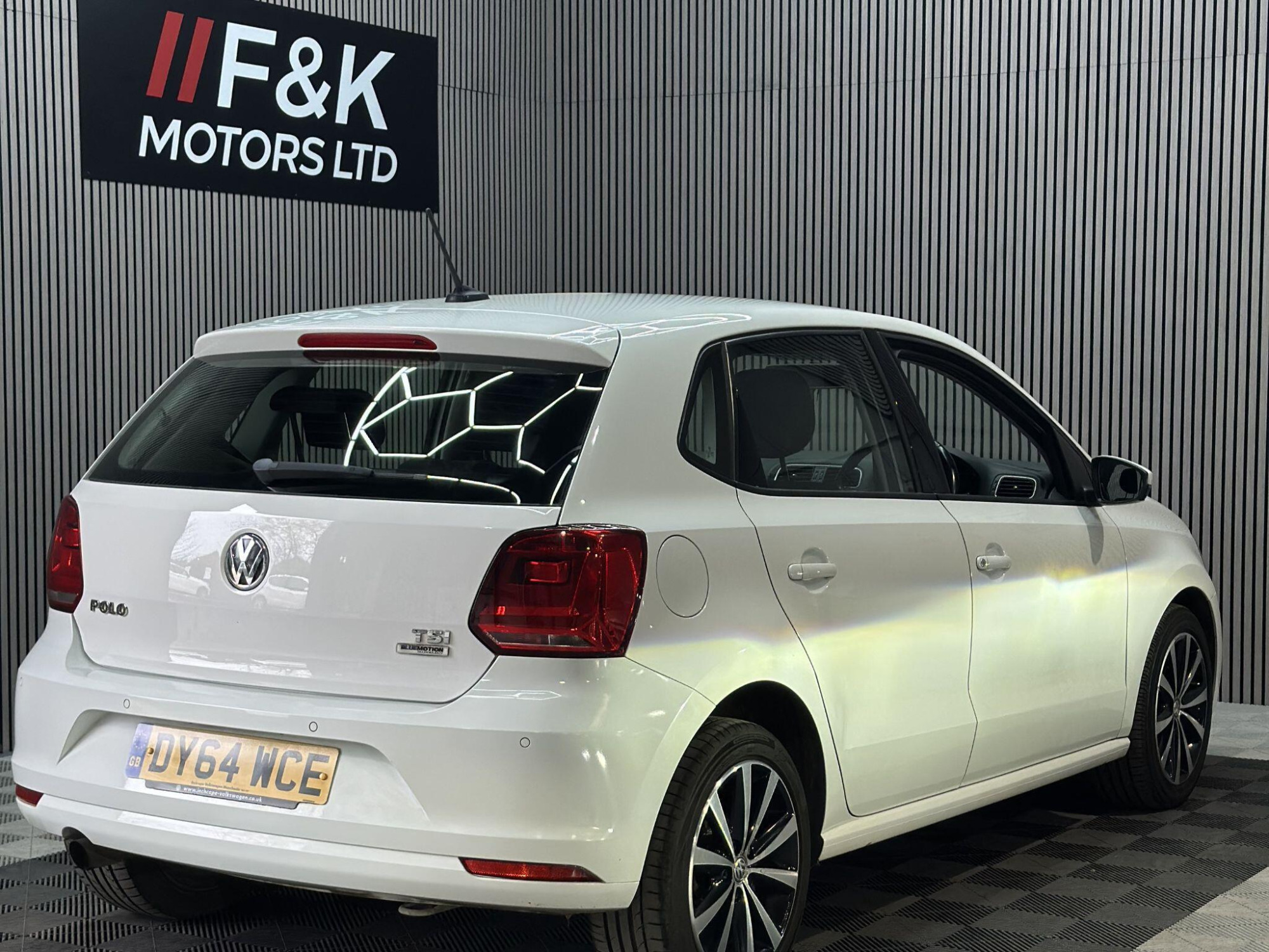2014 Volkswagen Polo image 6