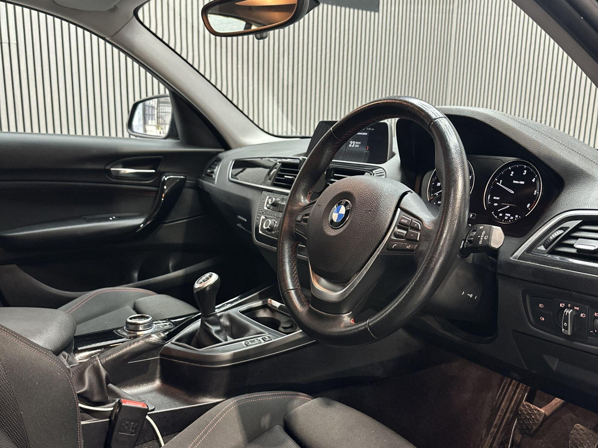 2018 BMW 1 Series image 13