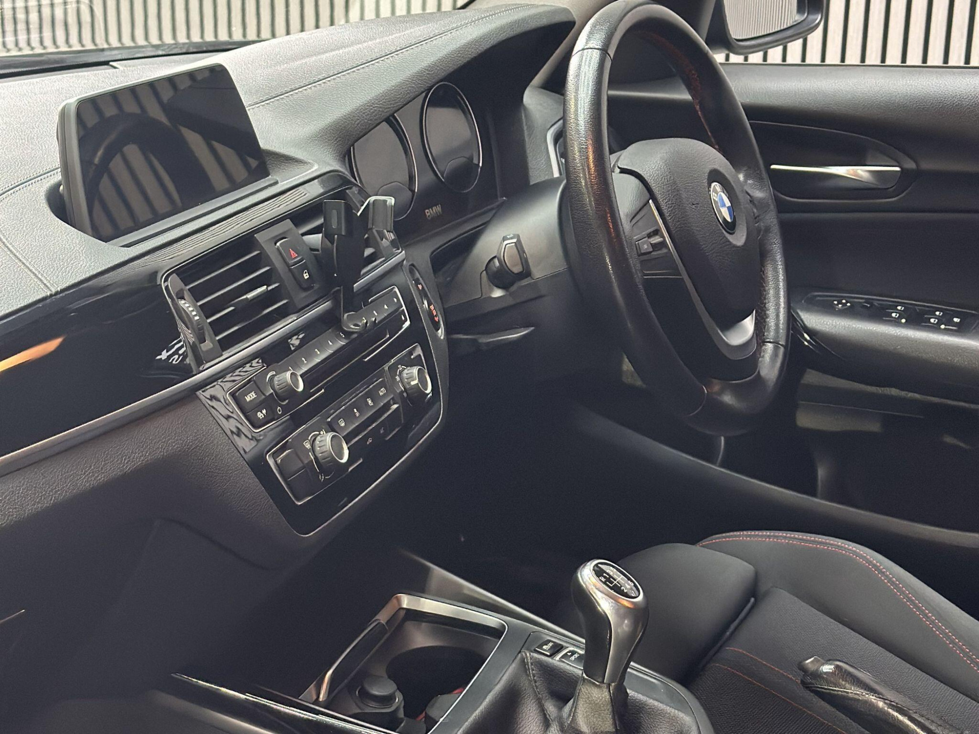 2018 BMW 1 Series image 14