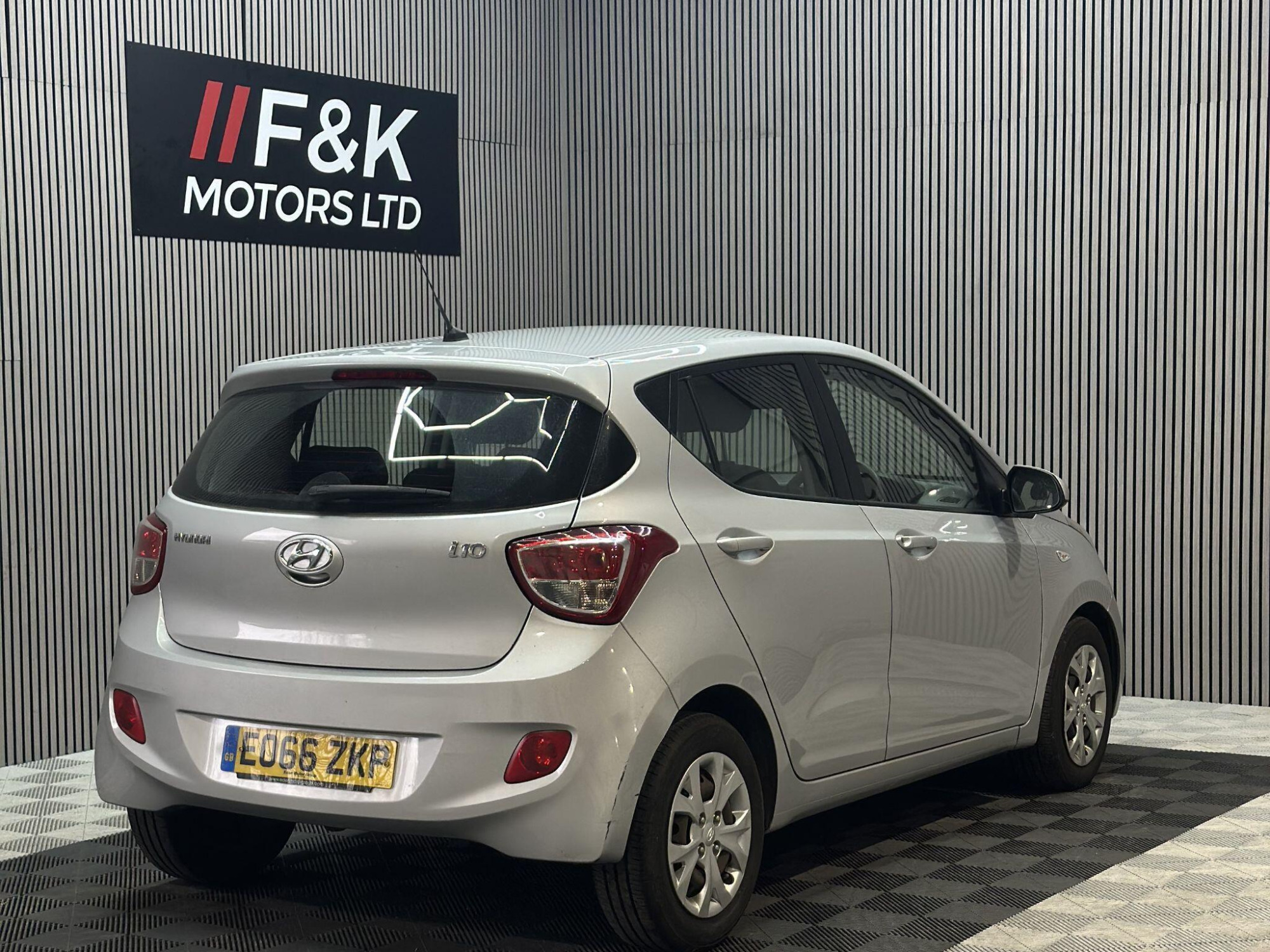 2016 Hyundai i10 image 4
