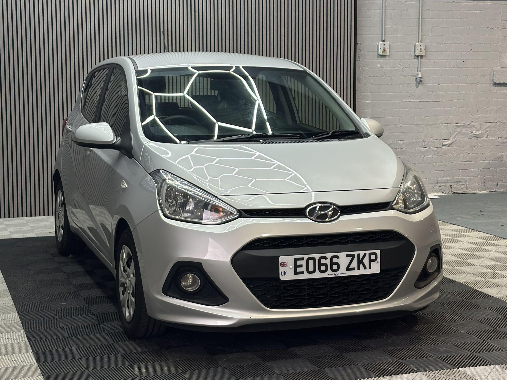 2016 Hyundai i10 image 3