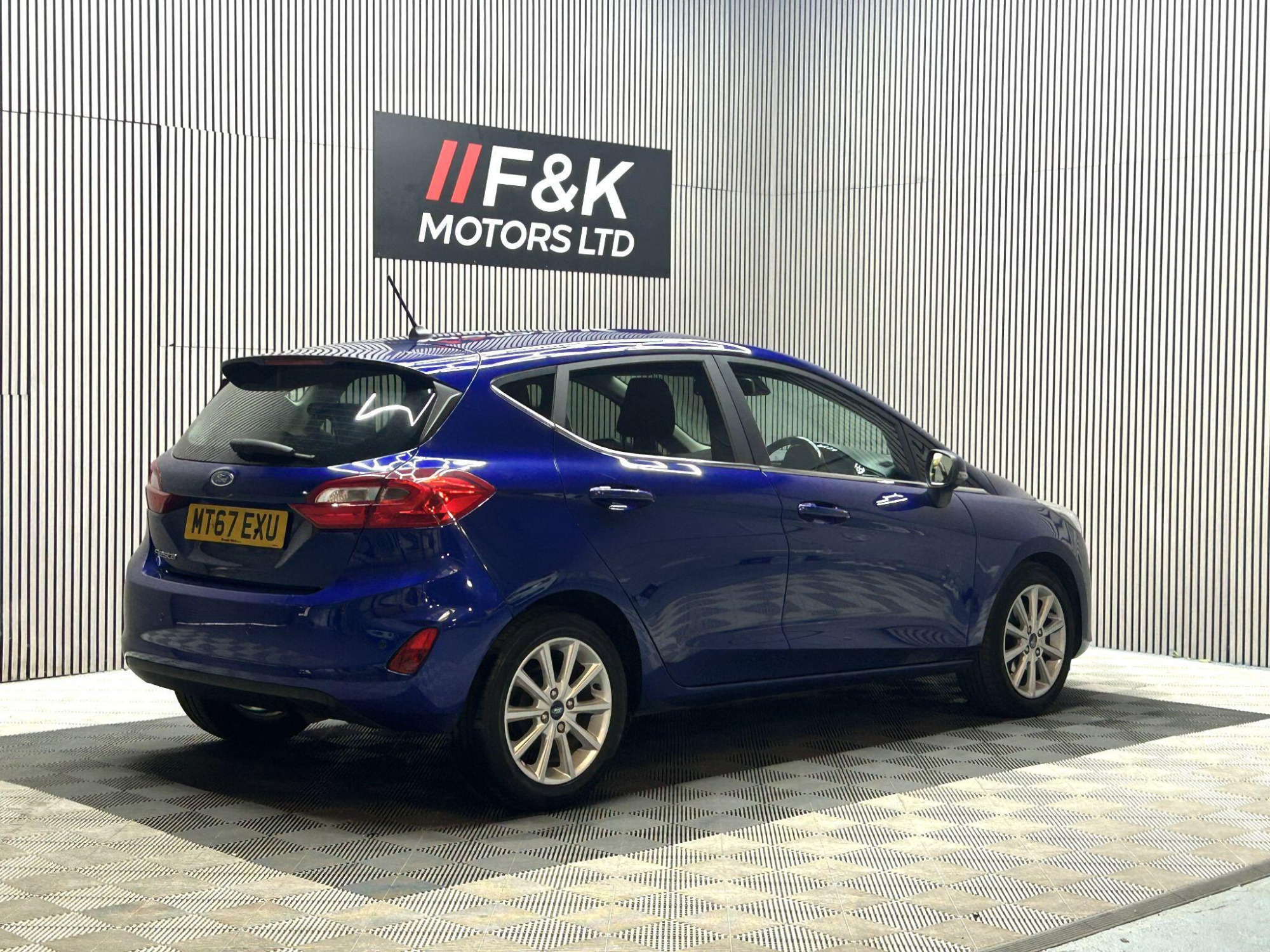 2017 Ford Fiesta image 3