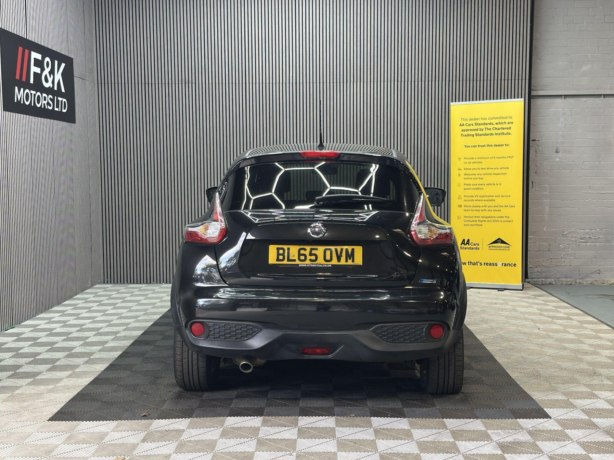 2015 Nissan Juke image 6