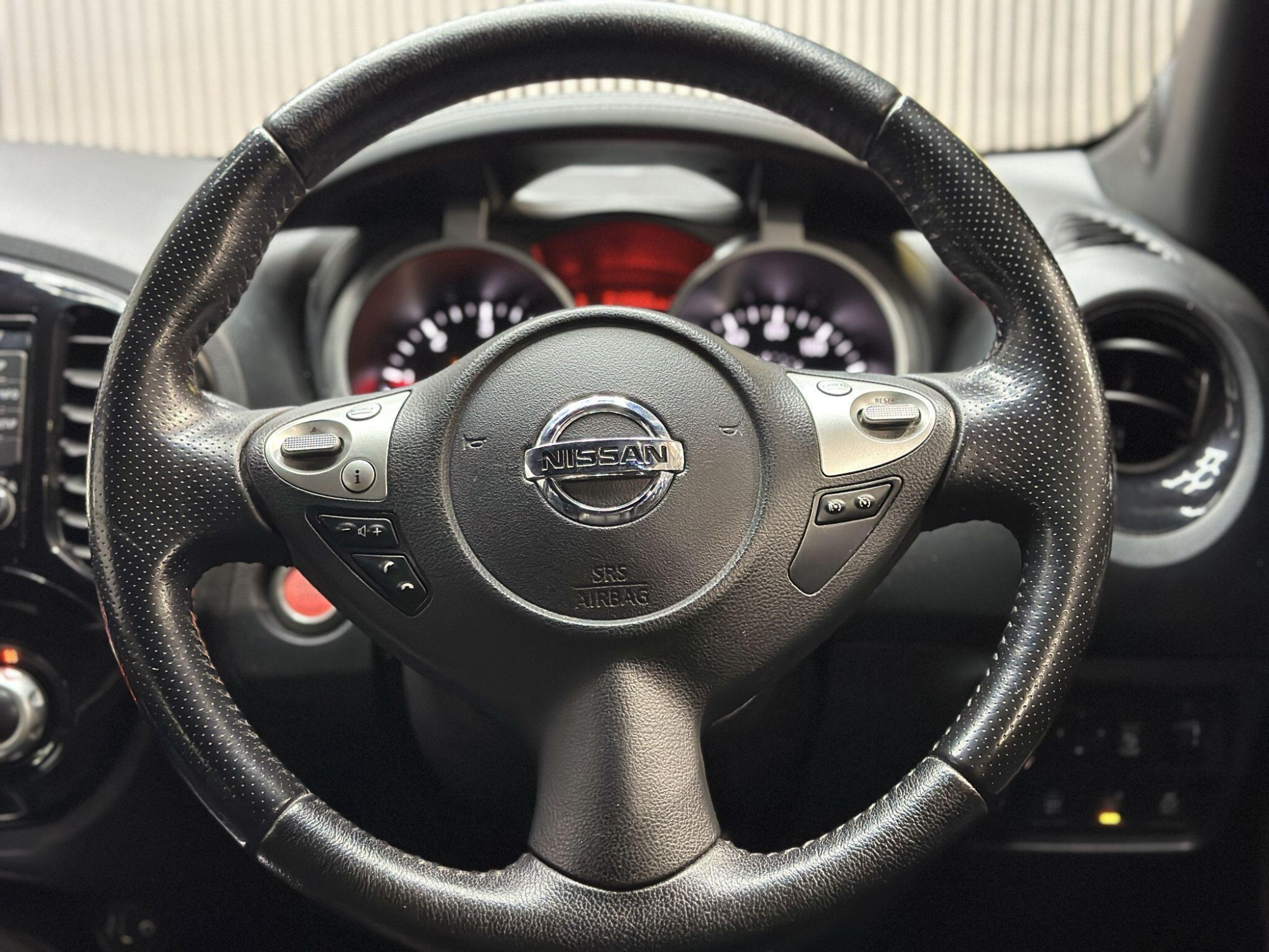 2015 Nissan Juke image 13