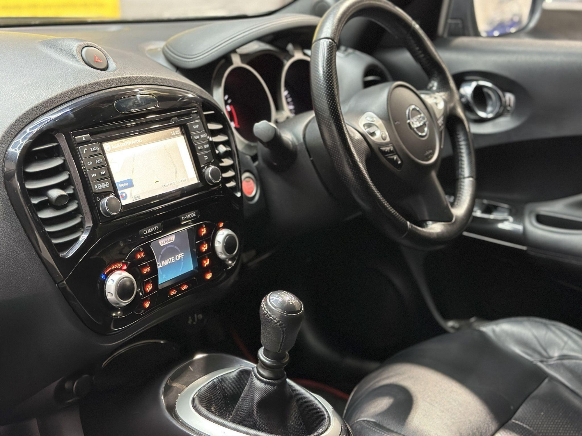 2015 Nissan Juke image 12