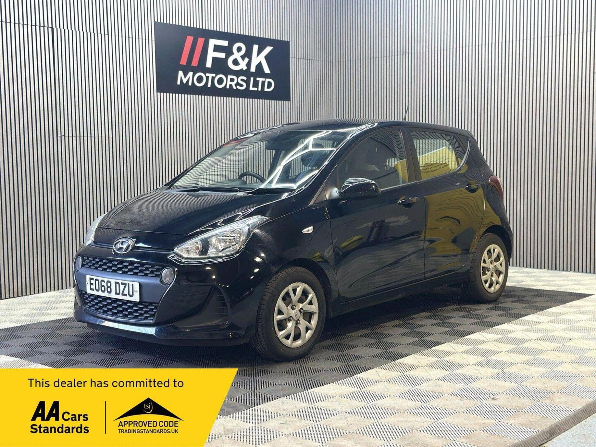 2018 Hyundai i10 image 1