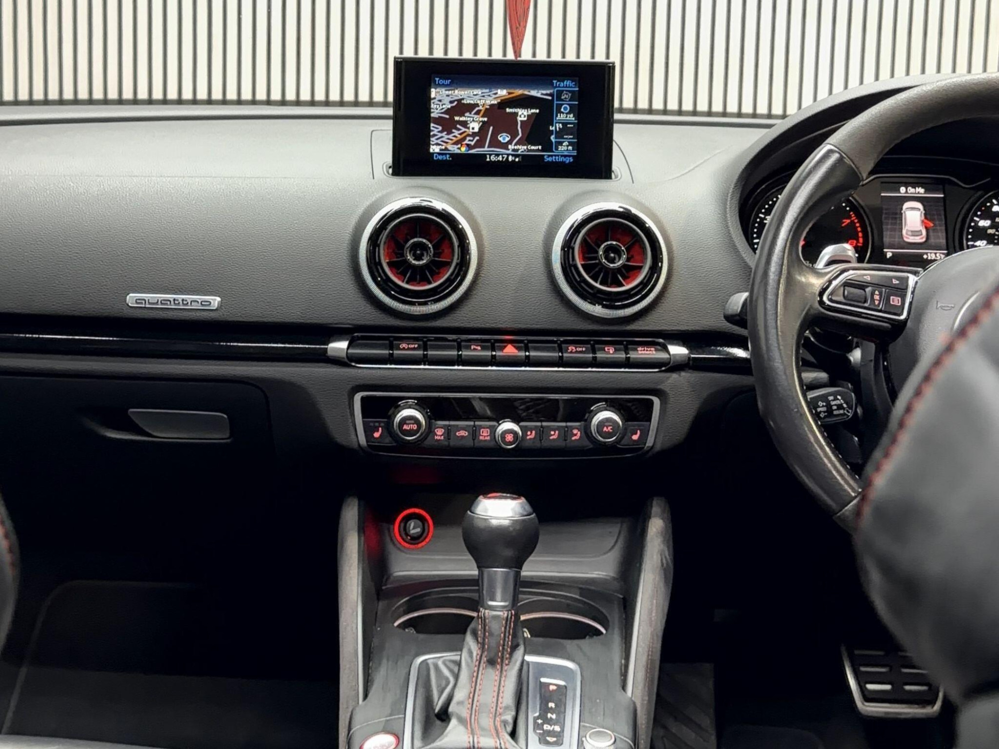 2016 Audi RS3 image 16