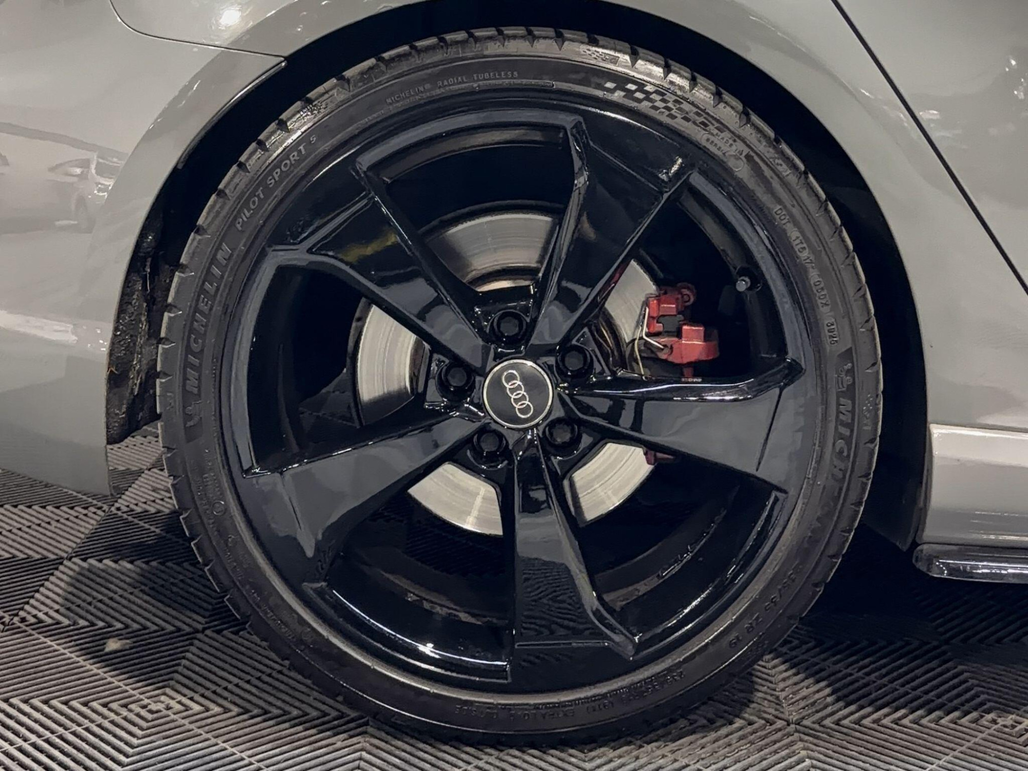 2016 Audi RS3 image 10